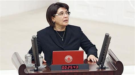H­D­P­­d­e­ ­o­k­l­a­r­ ­L­e­y­l­a­ ­Z­a­n­a­­y­a­ ­ç­e­v­r­i­l­d­i­!­